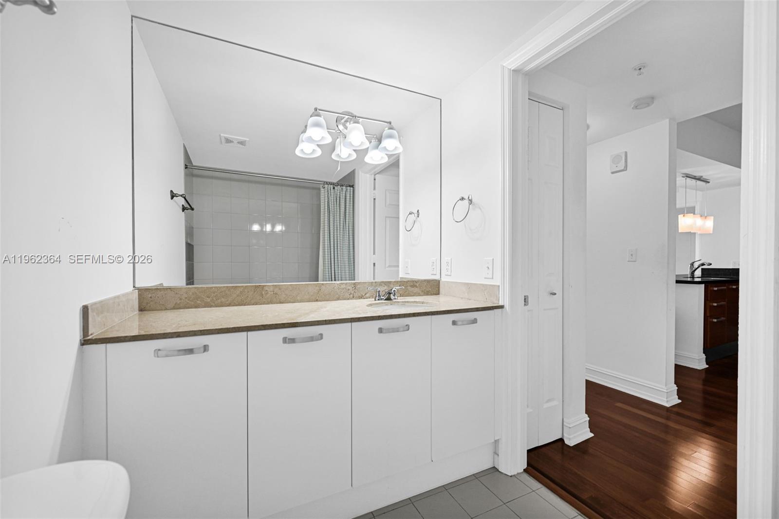 2030 S Douglas Rd # 703