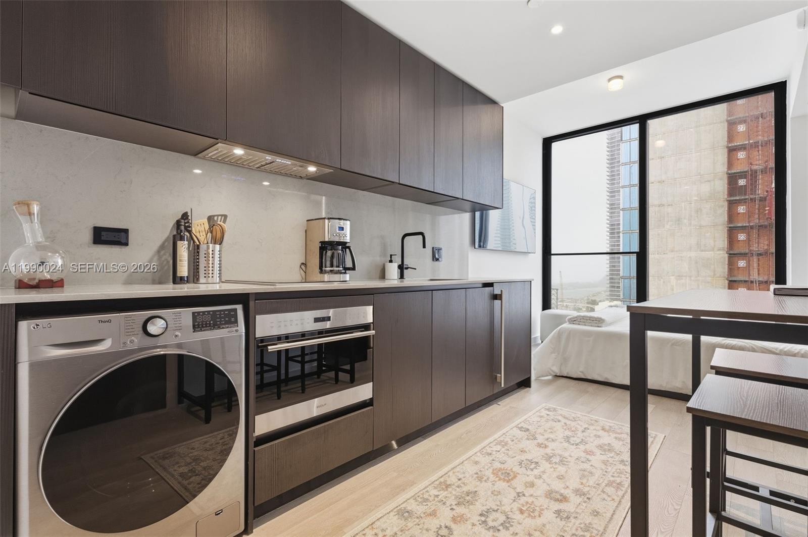 20 NE 11th St # 2306A