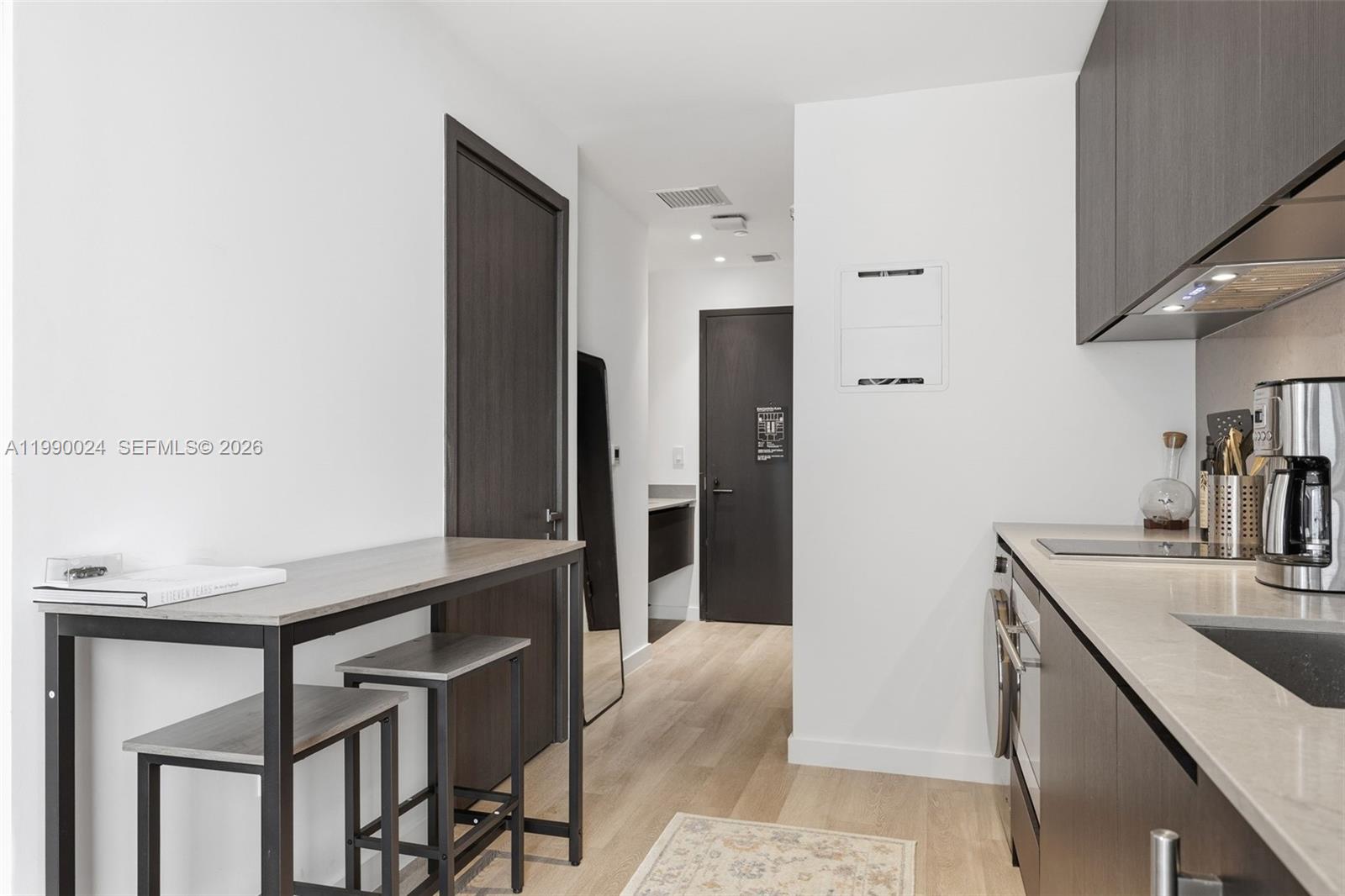 20 NE 11th St # 2306A