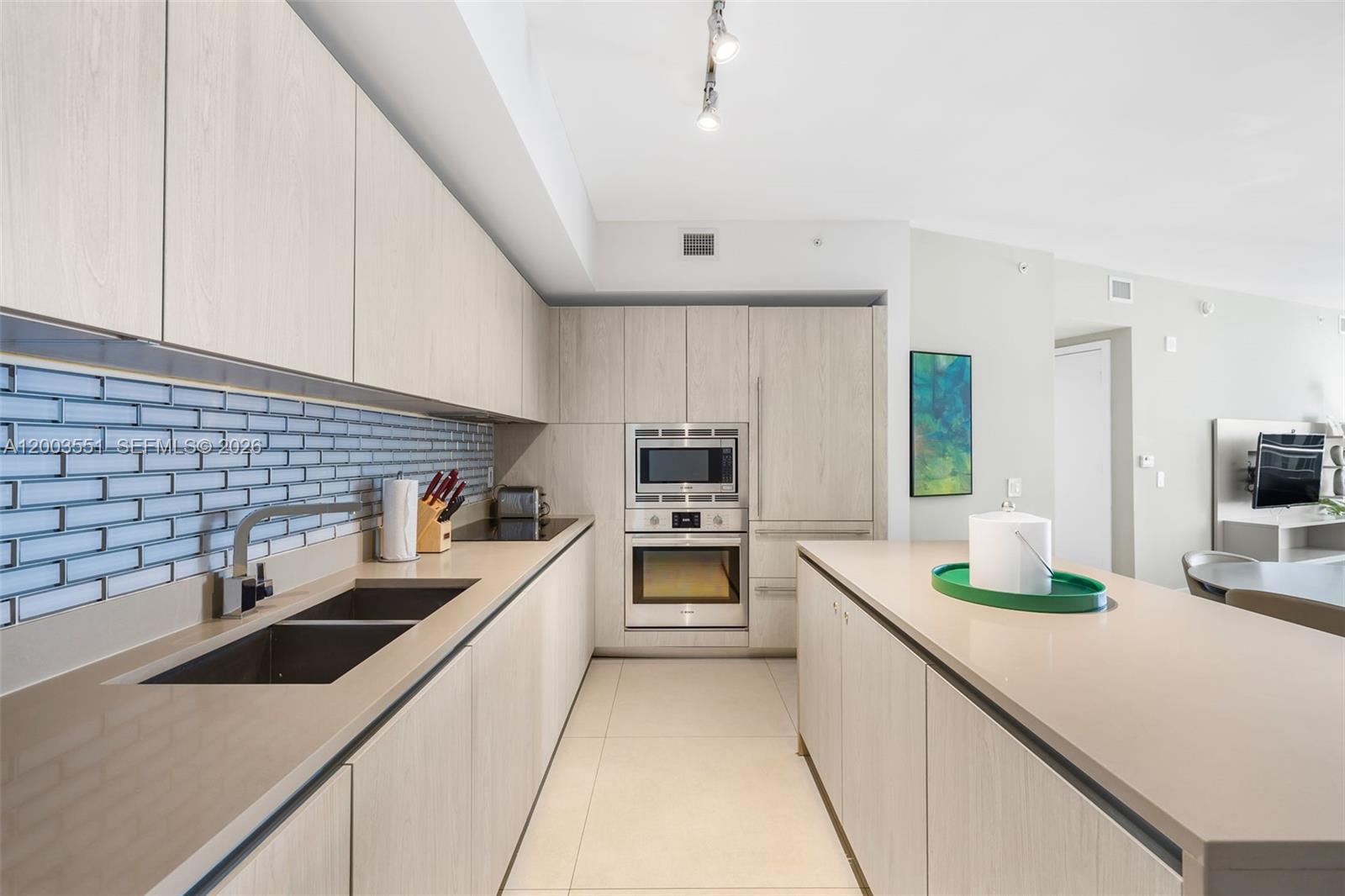 4111 S Ocean Dr # 2207