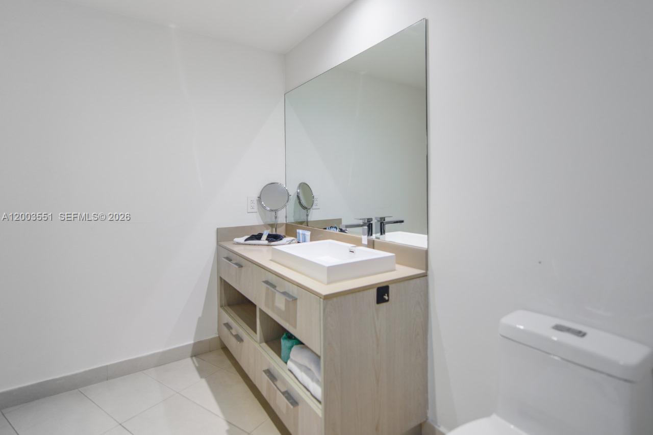 4111 S Ocean Dr # 2207