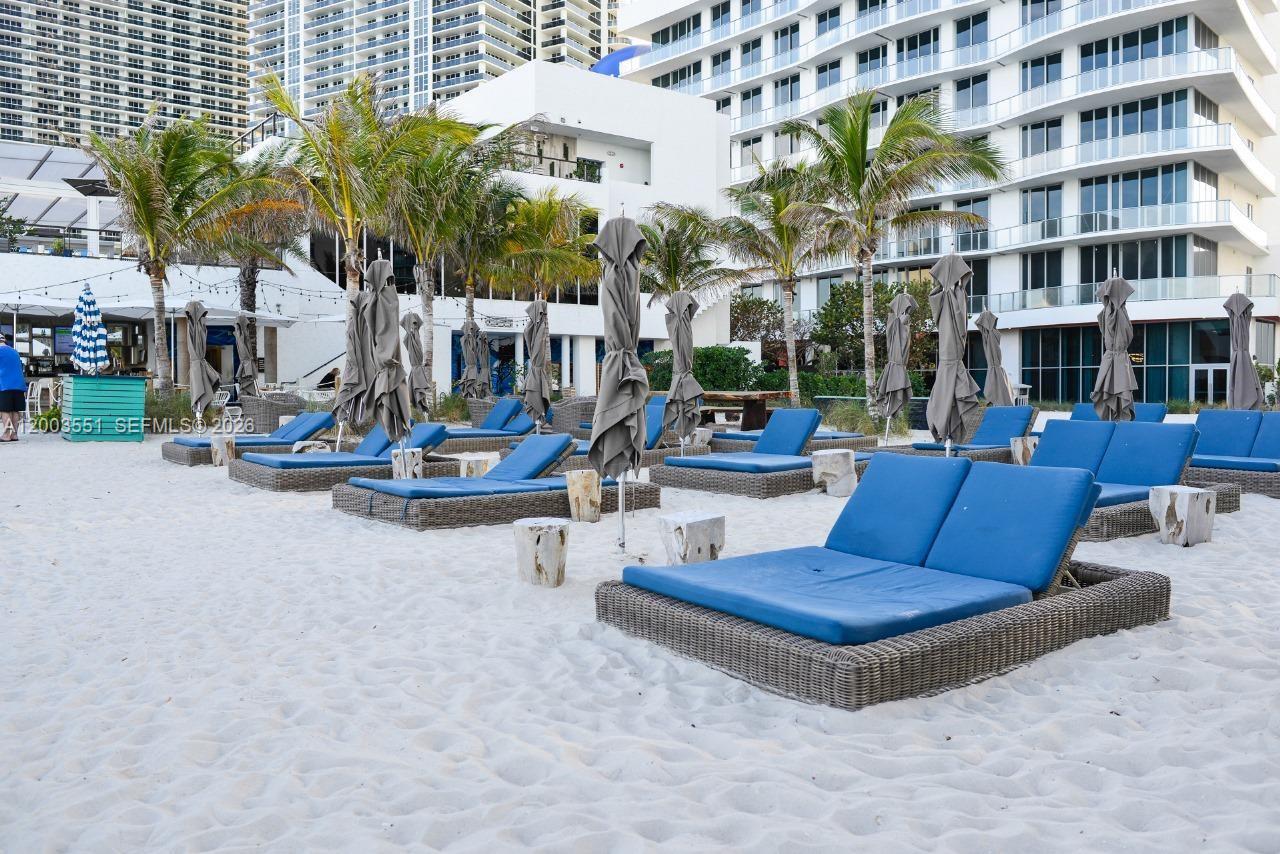 4111 S Ocean Dr # 2207