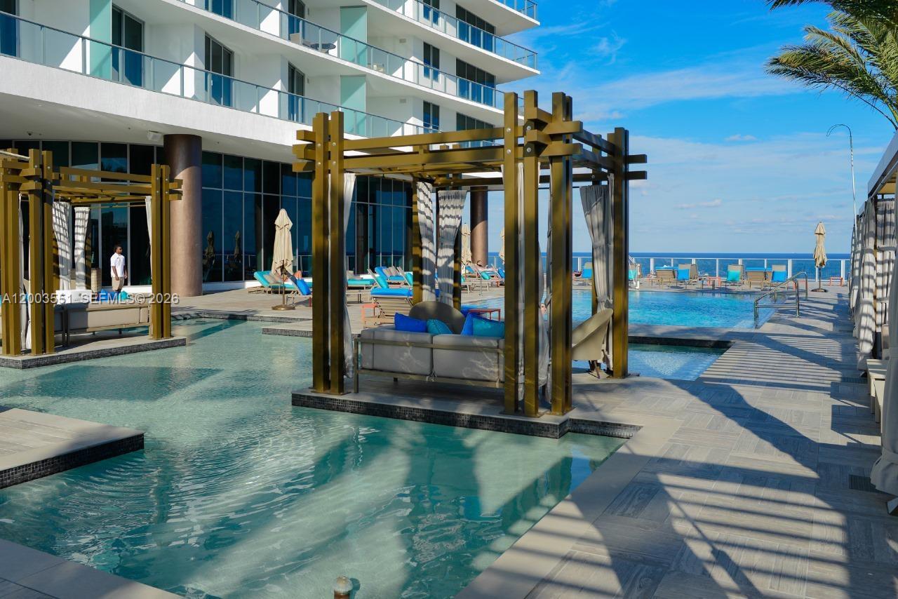 4111 S Ocean Dr # 2207