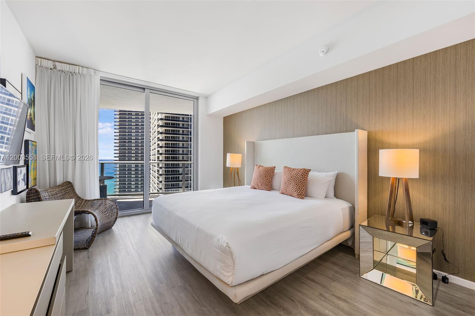 4111 S Ocean Dr # 2207