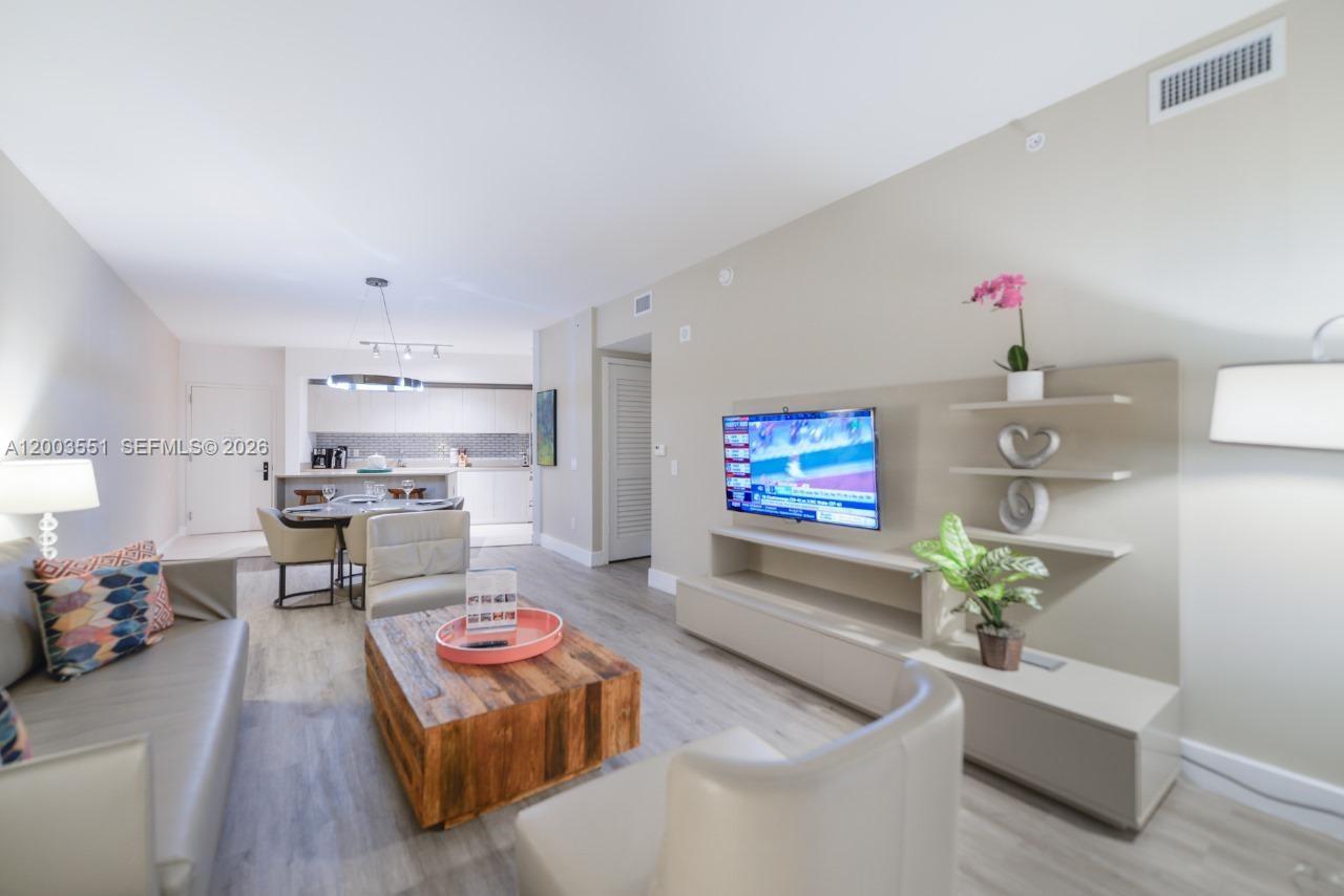 4111 S Ocean Dr # 2207