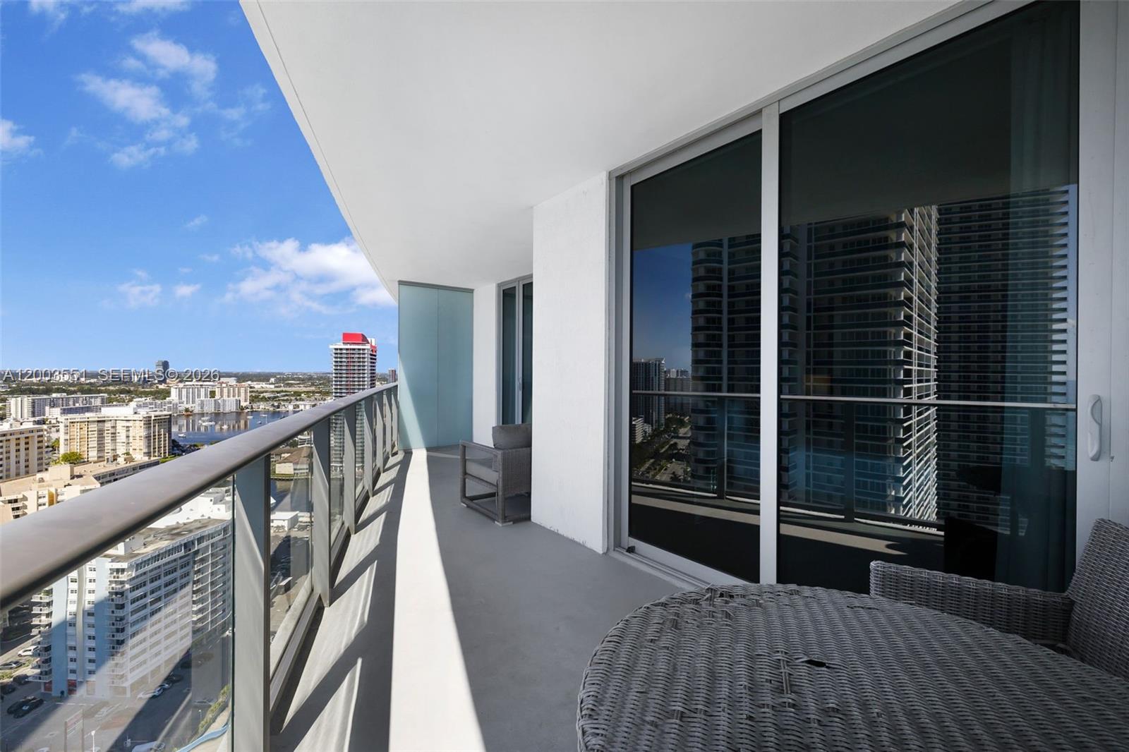 4111 S Ocean Dr # 2207