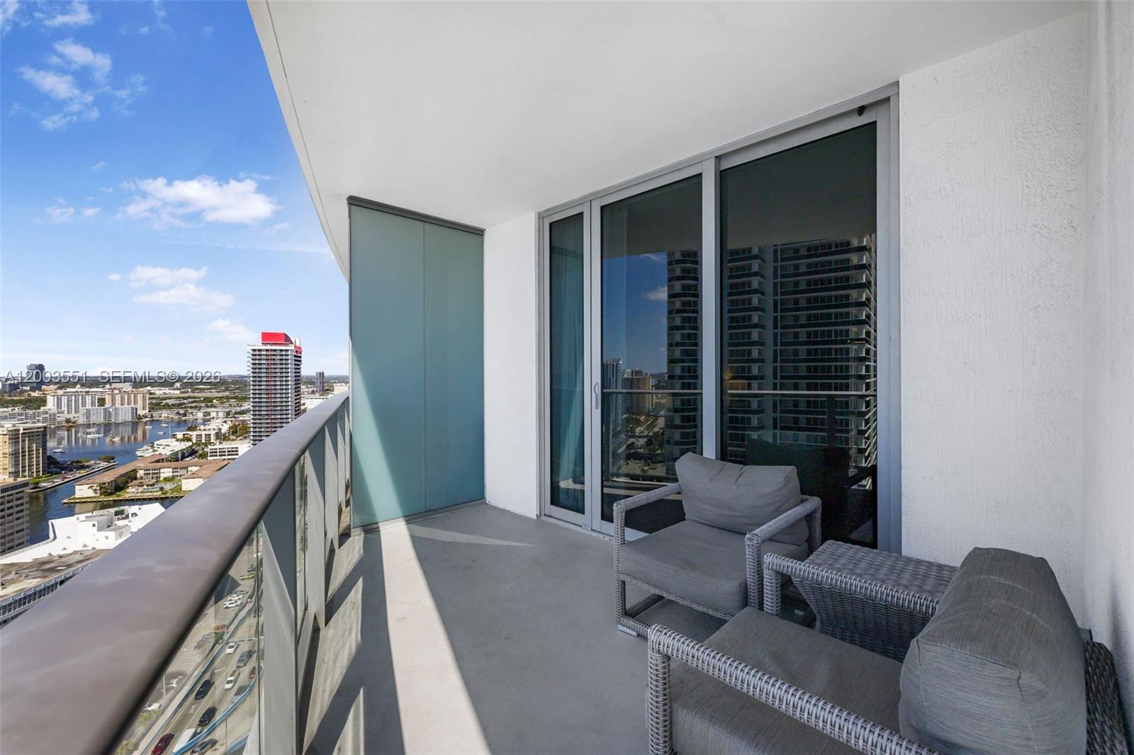 4111 S Ocean Dr # 2207