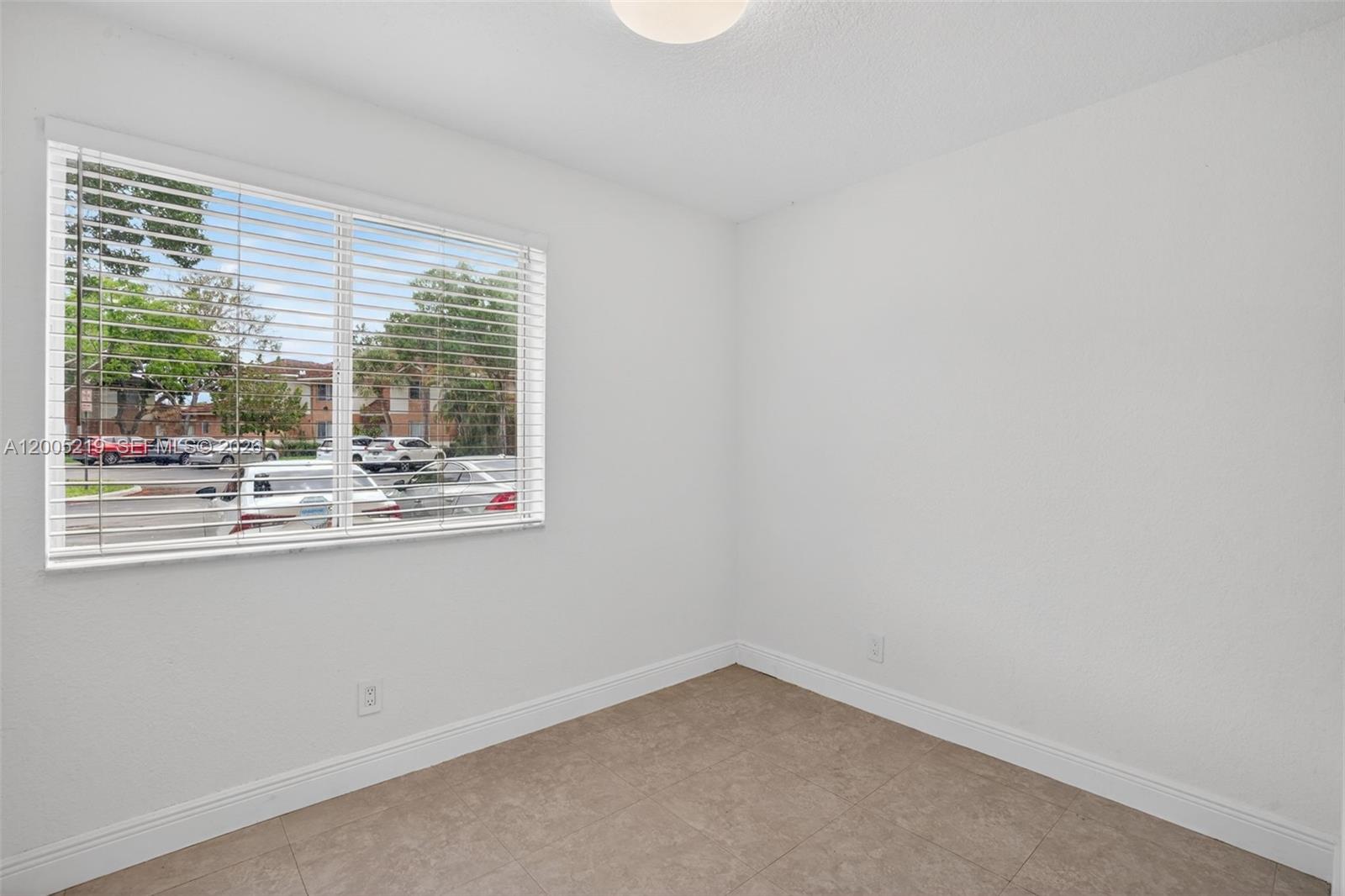 845 NW 91st Ter