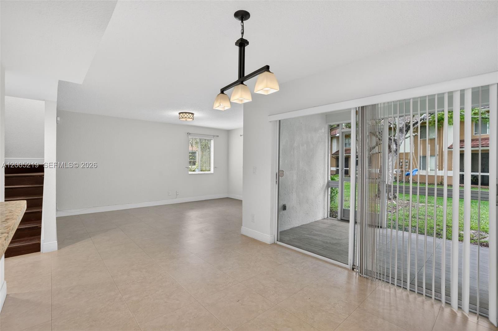 845 NW 91st Ter