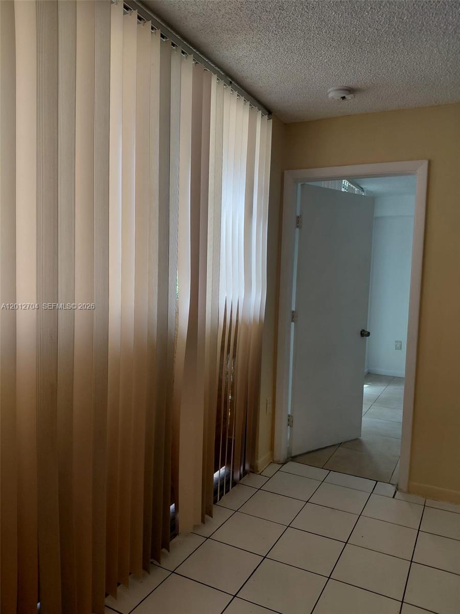 11790 SW 18th St # 3 Unit: 429-3