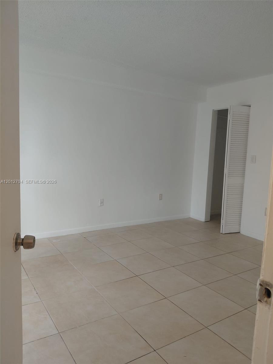 11790 SW 18th St # 3 Unit: 429-3