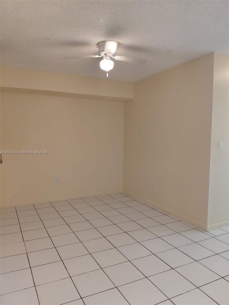 11790 SW 18th St # 3 Unit: 429-3