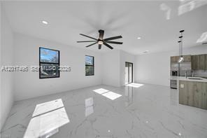 621 GREENBRIAR BLVD