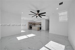 621 GREENBRIAR BLVD
