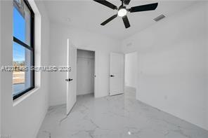 621 GREENBRIAR BLVD