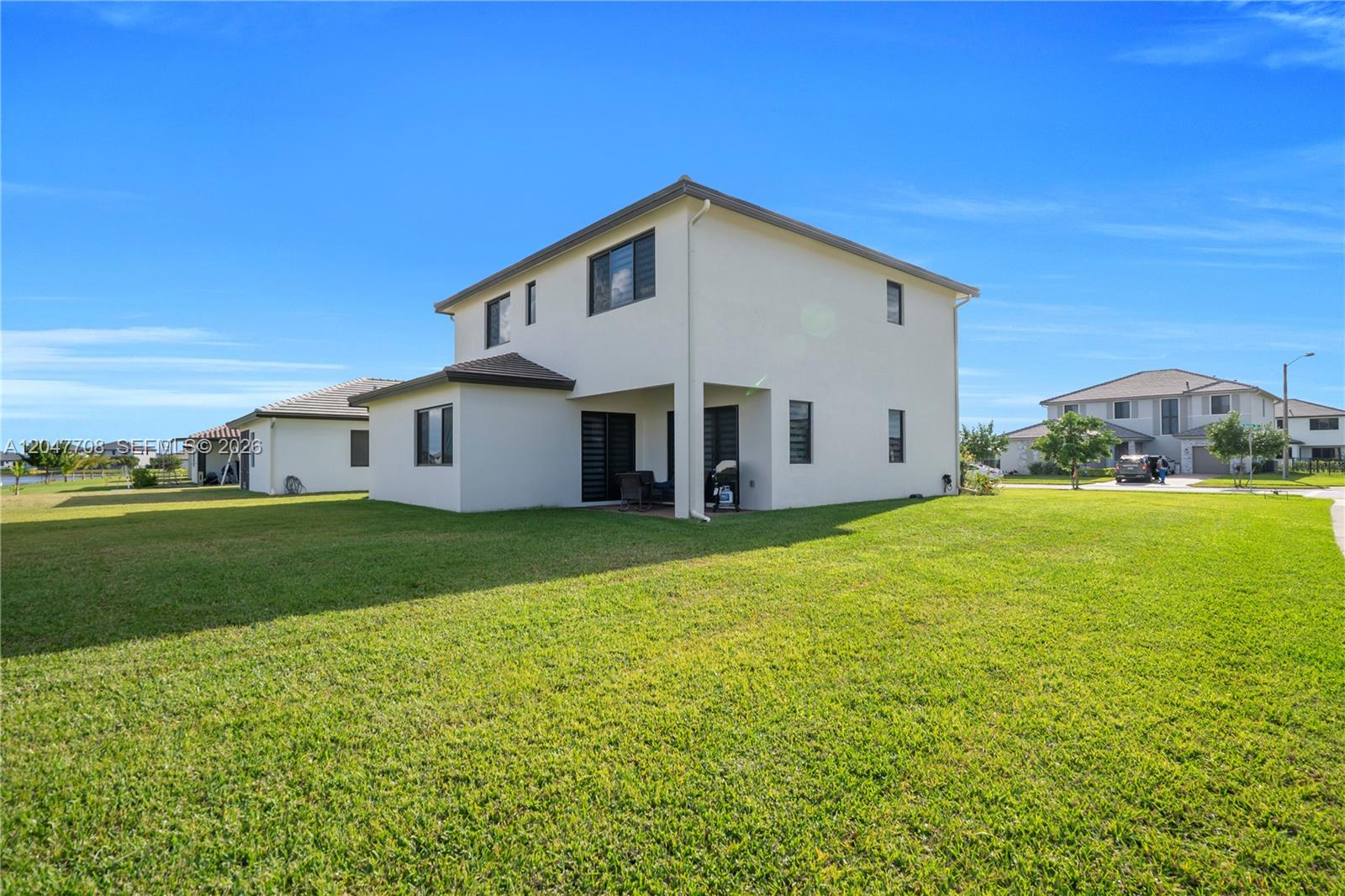 5206 Karlia Dr