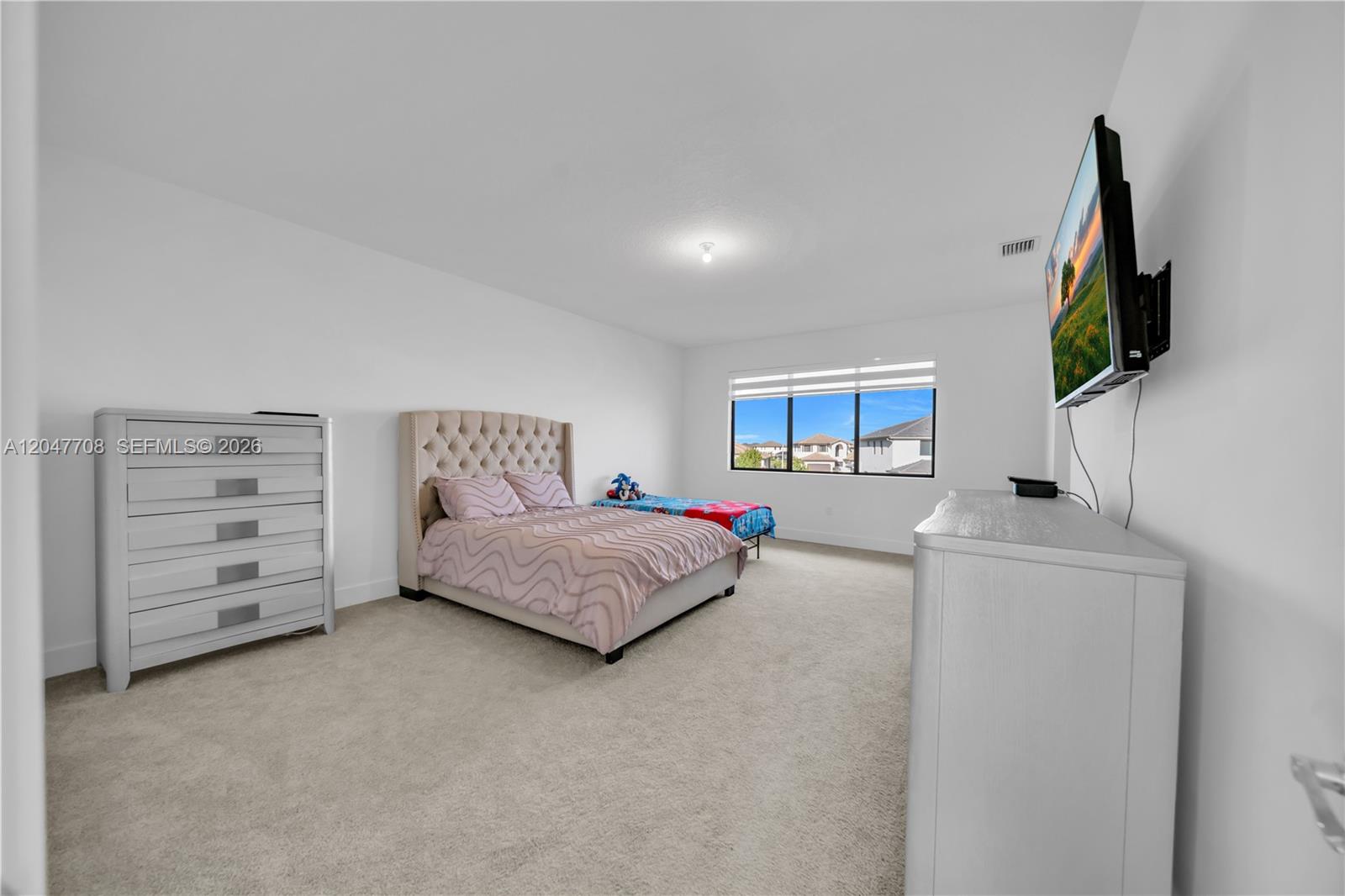 5206 Karlia Dr