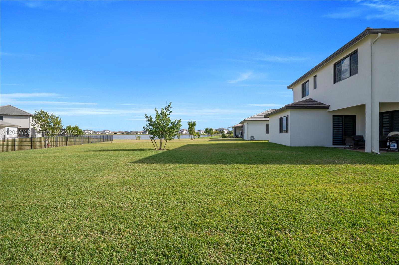 5206 Karlia Dr