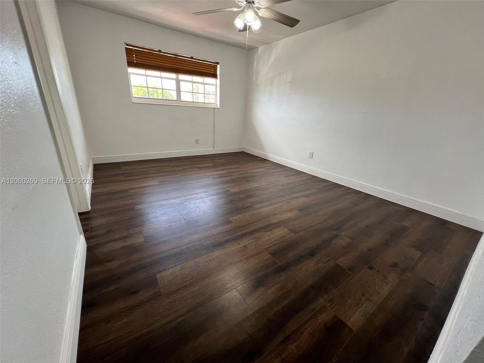 1820 W 72nd Pl
