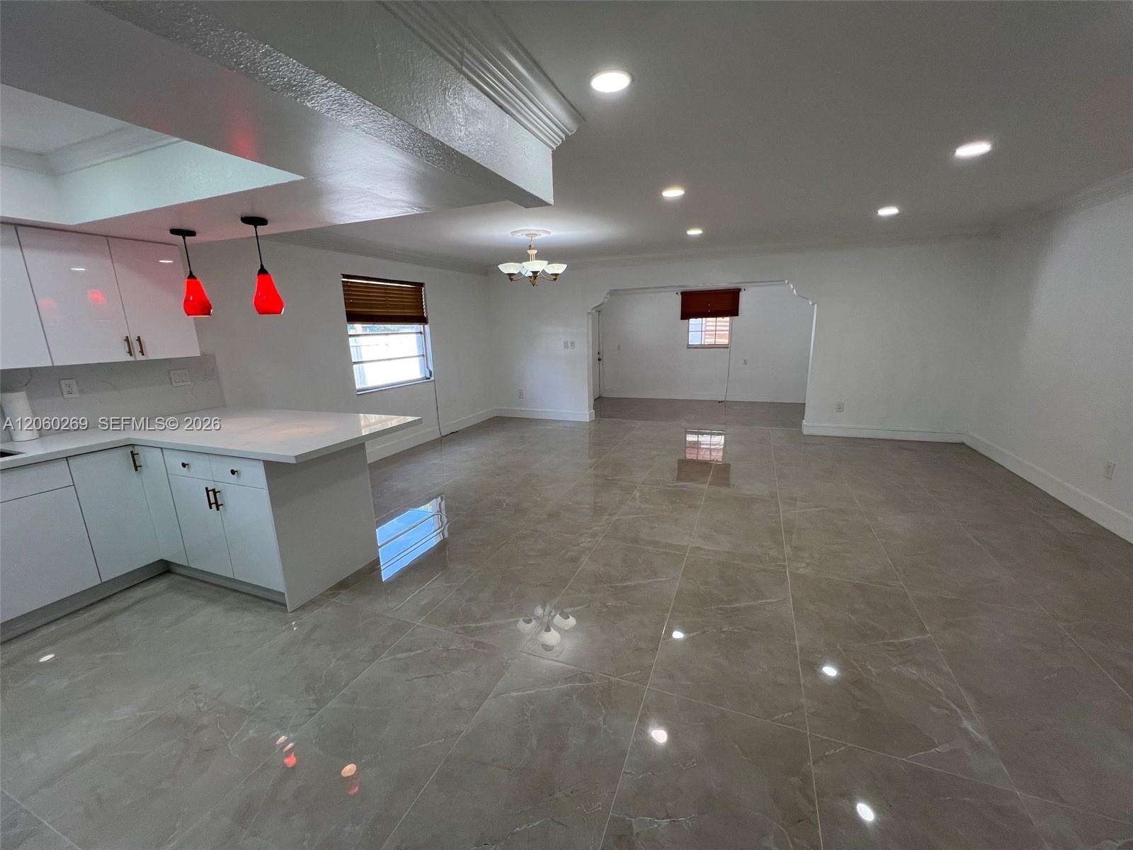 1820 W 72nd Pl