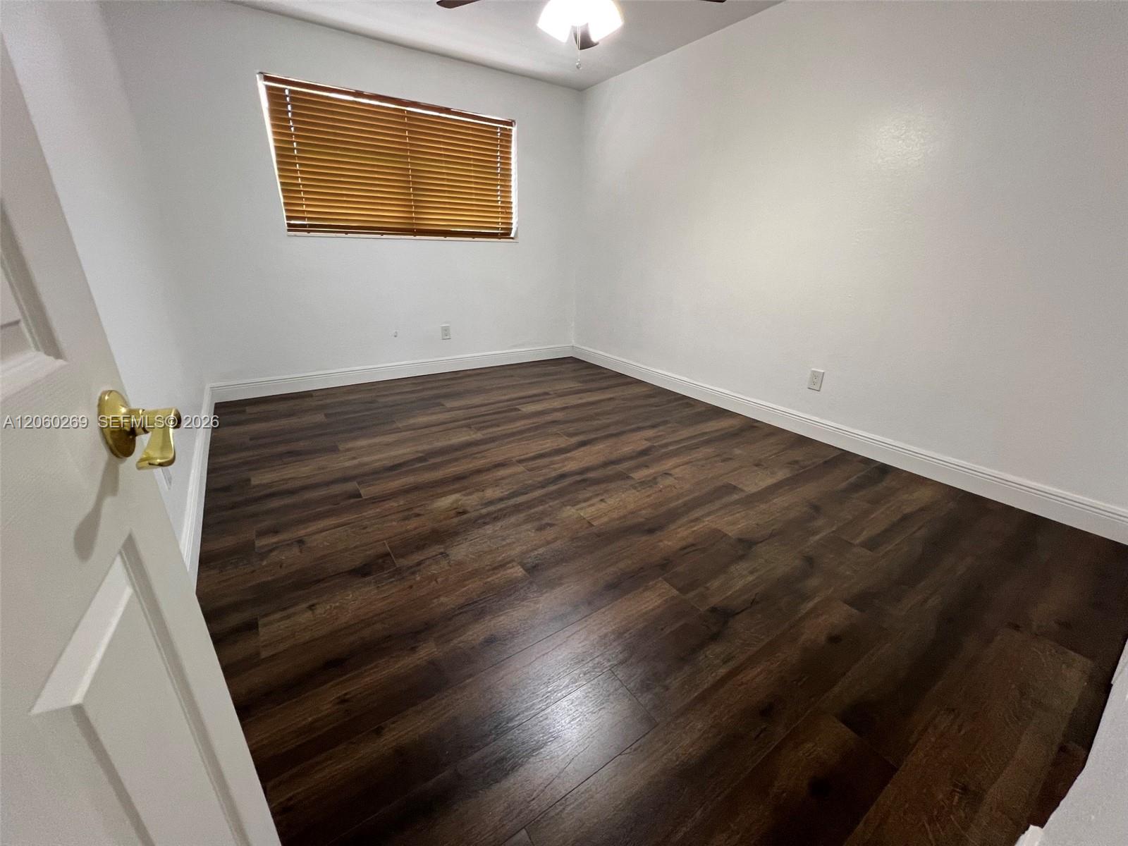 1820 W 72nd Pl