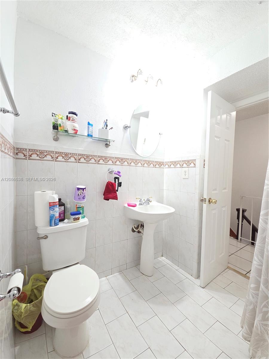 1784 W 56th Ter # 401