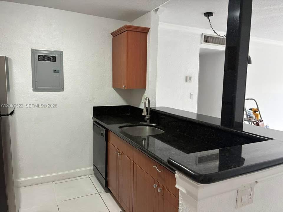 2160 SW 16th Ave # 421