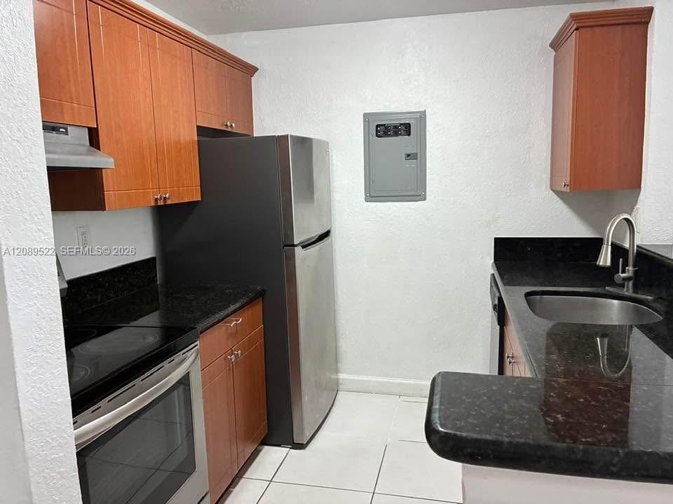 2160 SW 16th Ave # 421