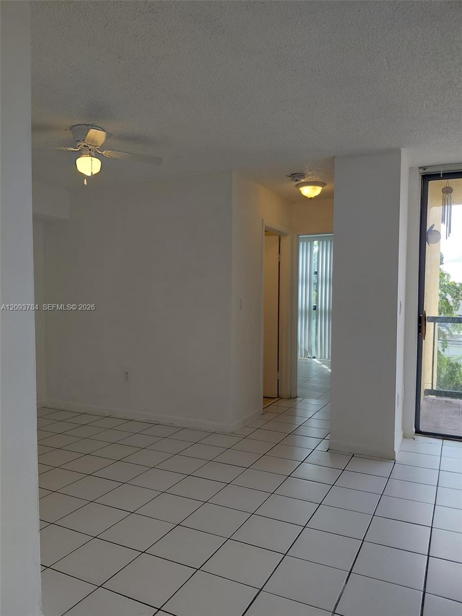 11790 SW 18th St # 3 Unit: 429-3