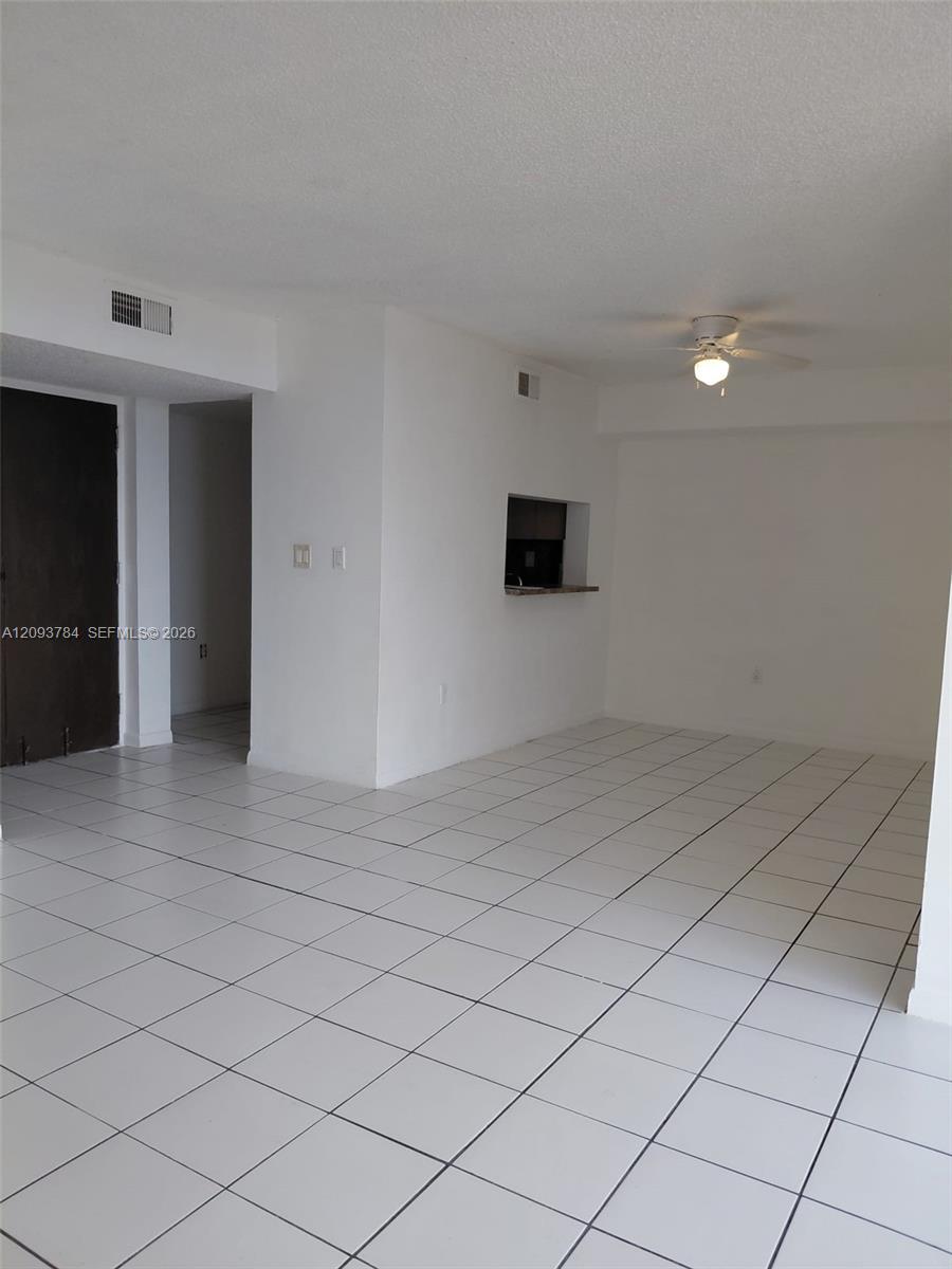 11790 SW 18th St # 3 Unit: 429-3