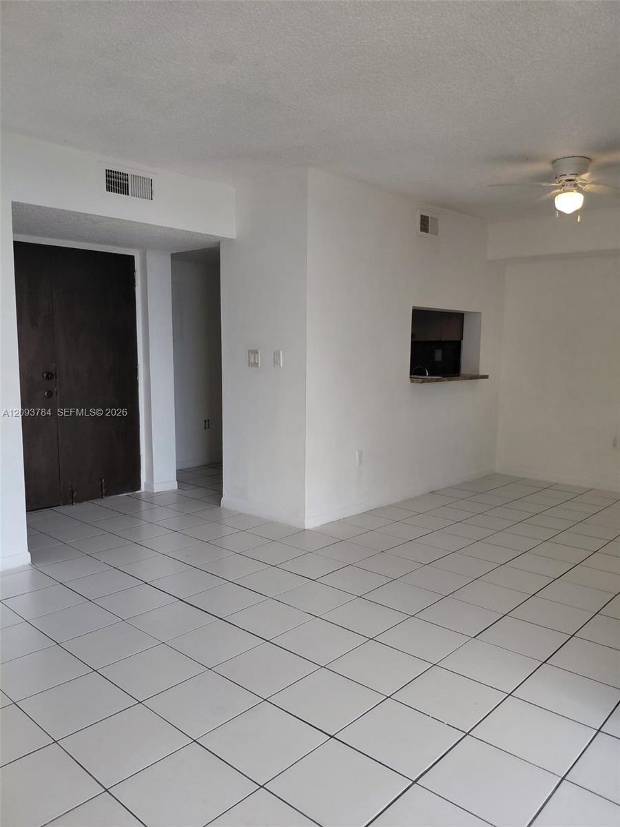 11790 SW 18th St # 3 Unit: 429-3