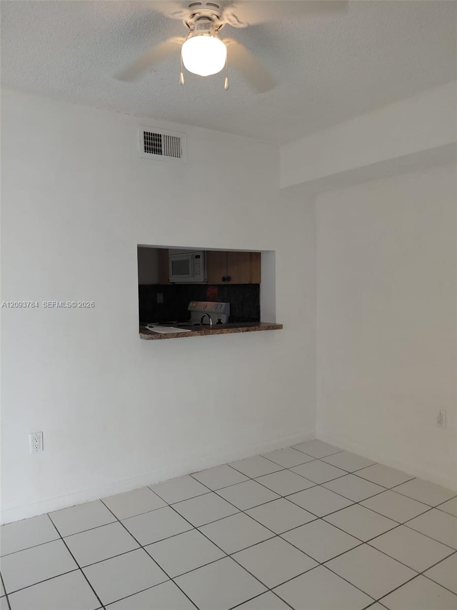 11790 SW 18th St # 3 Unit: 429-3