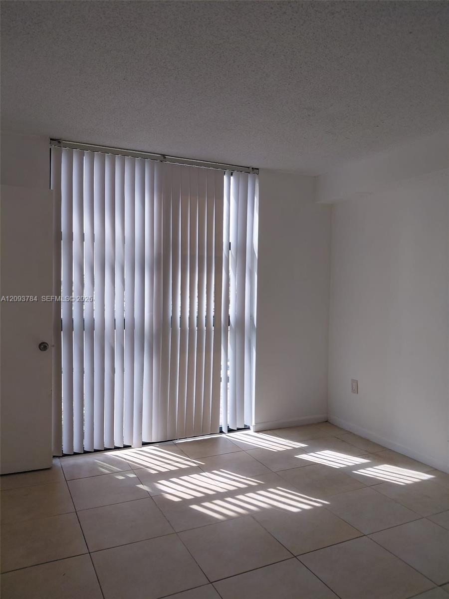 11790 SW 18th St # 3 Unit: 429-3
