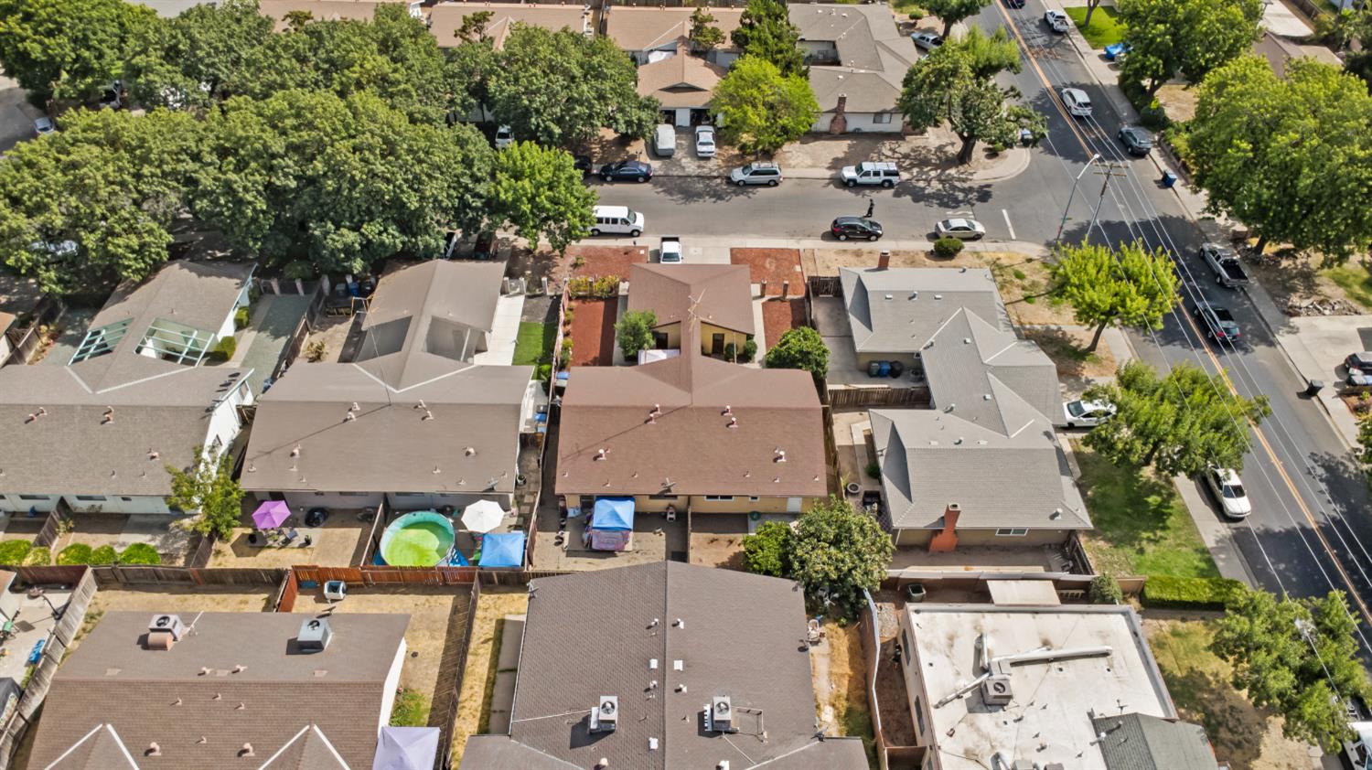 1805 Bradford Court