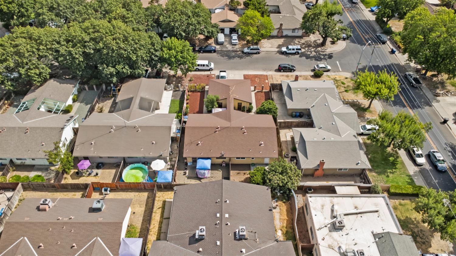 1805 Bradford Court