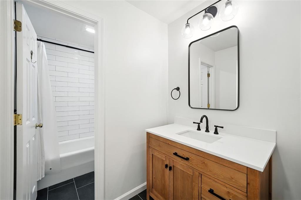 4411 Paces Battle NW