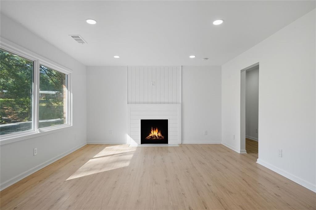 2885 Dale Creek Drive NW