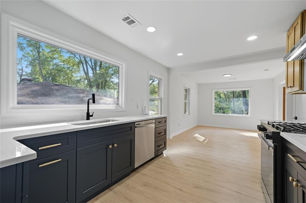 2885 Dale Creek Drive NW