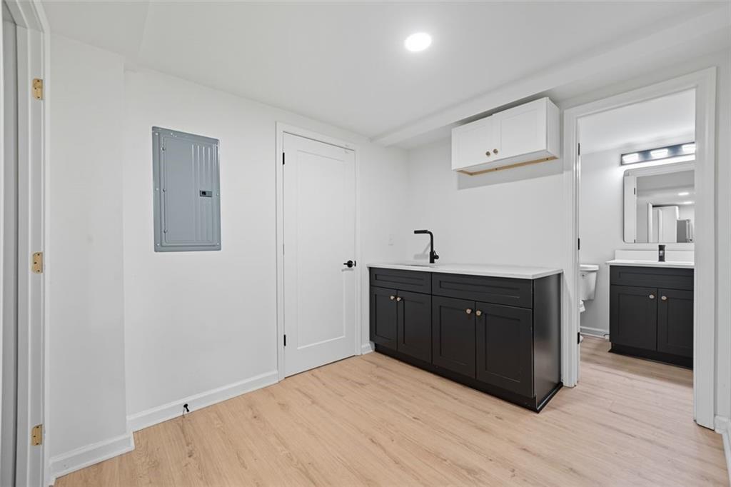 2885 Dale Creek Drive NW