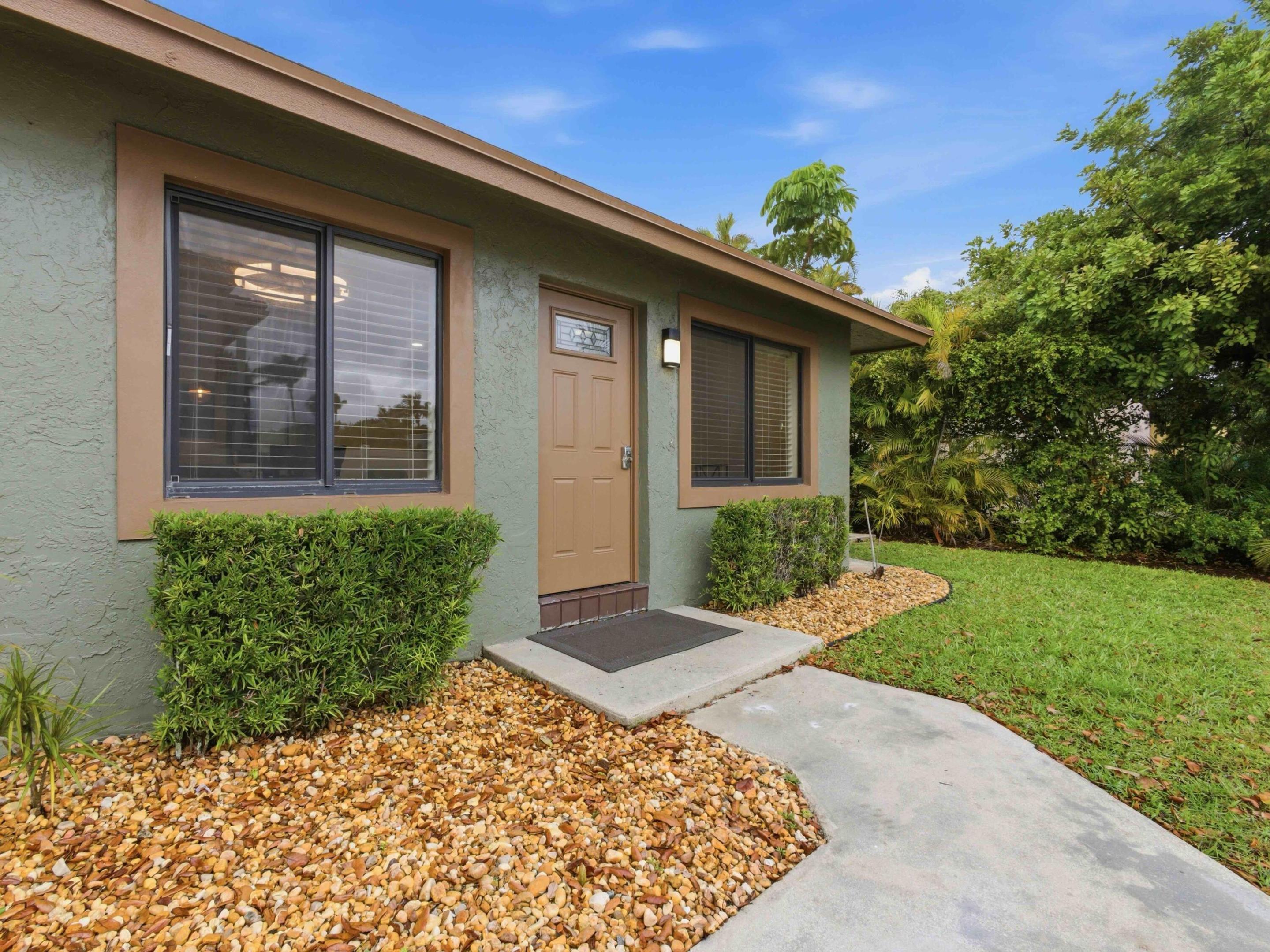 825 Dogwood Drive