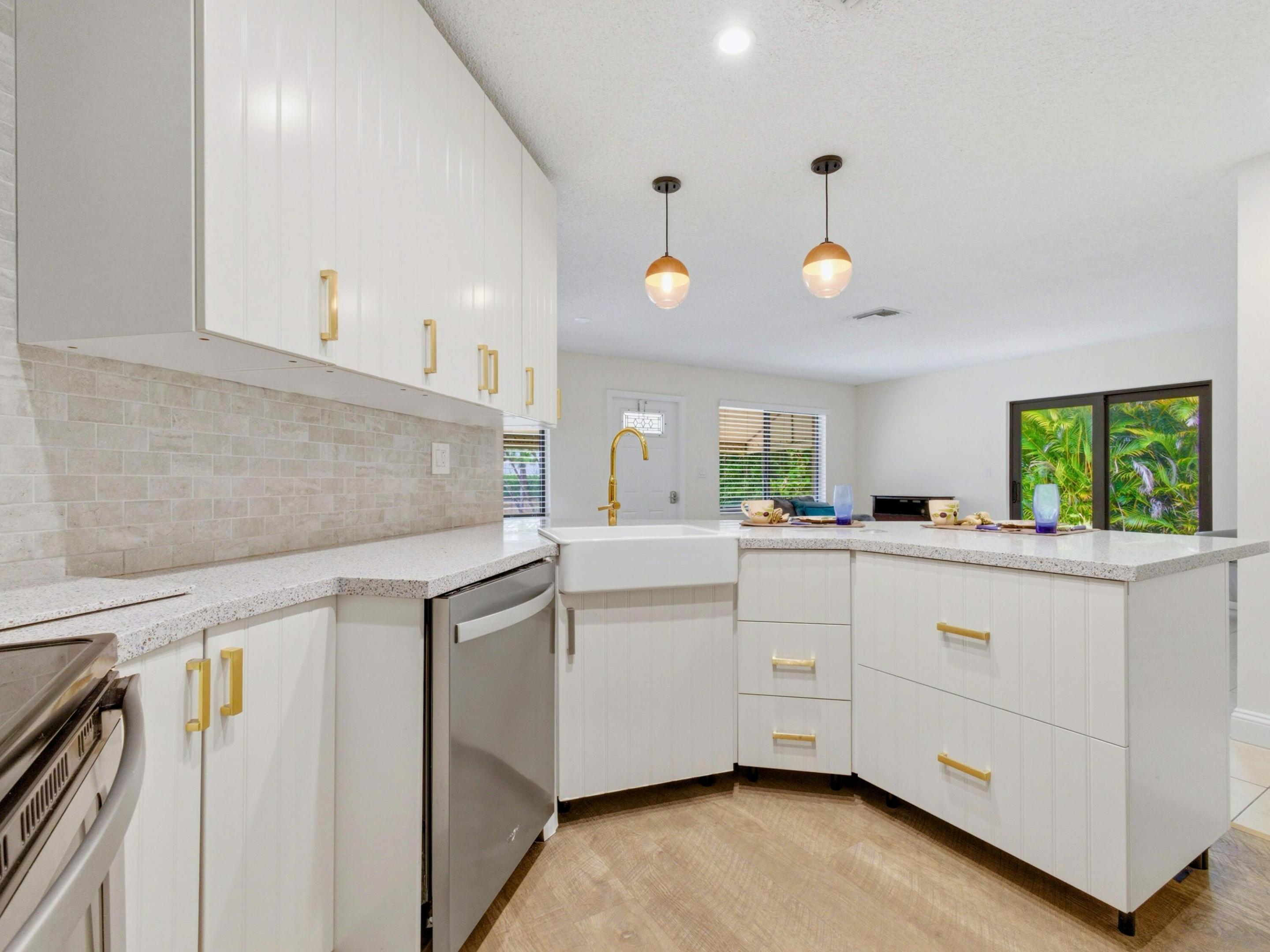 825 Dogwood Drive