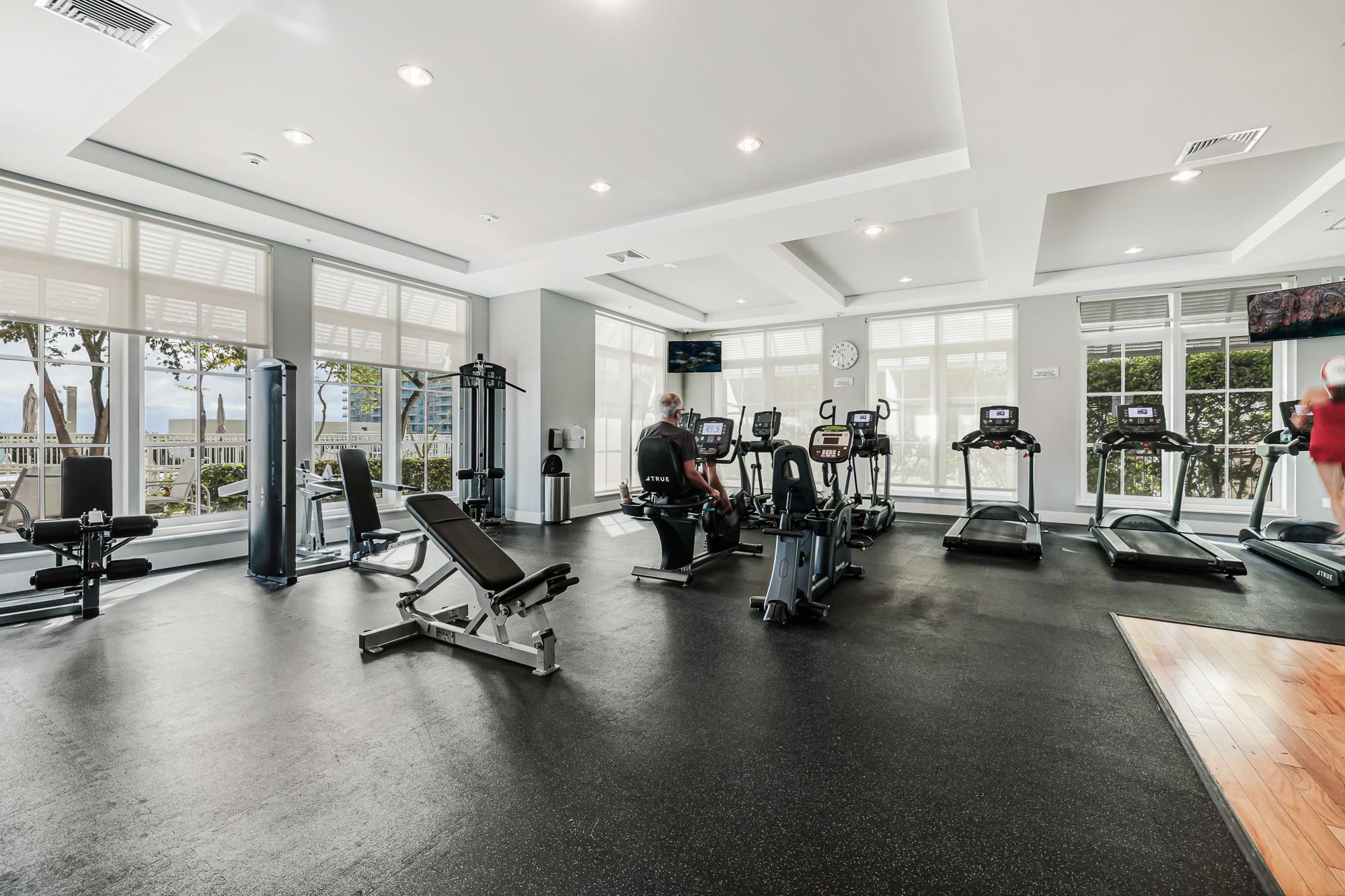 450 N Federal Hwy Unit: 715N