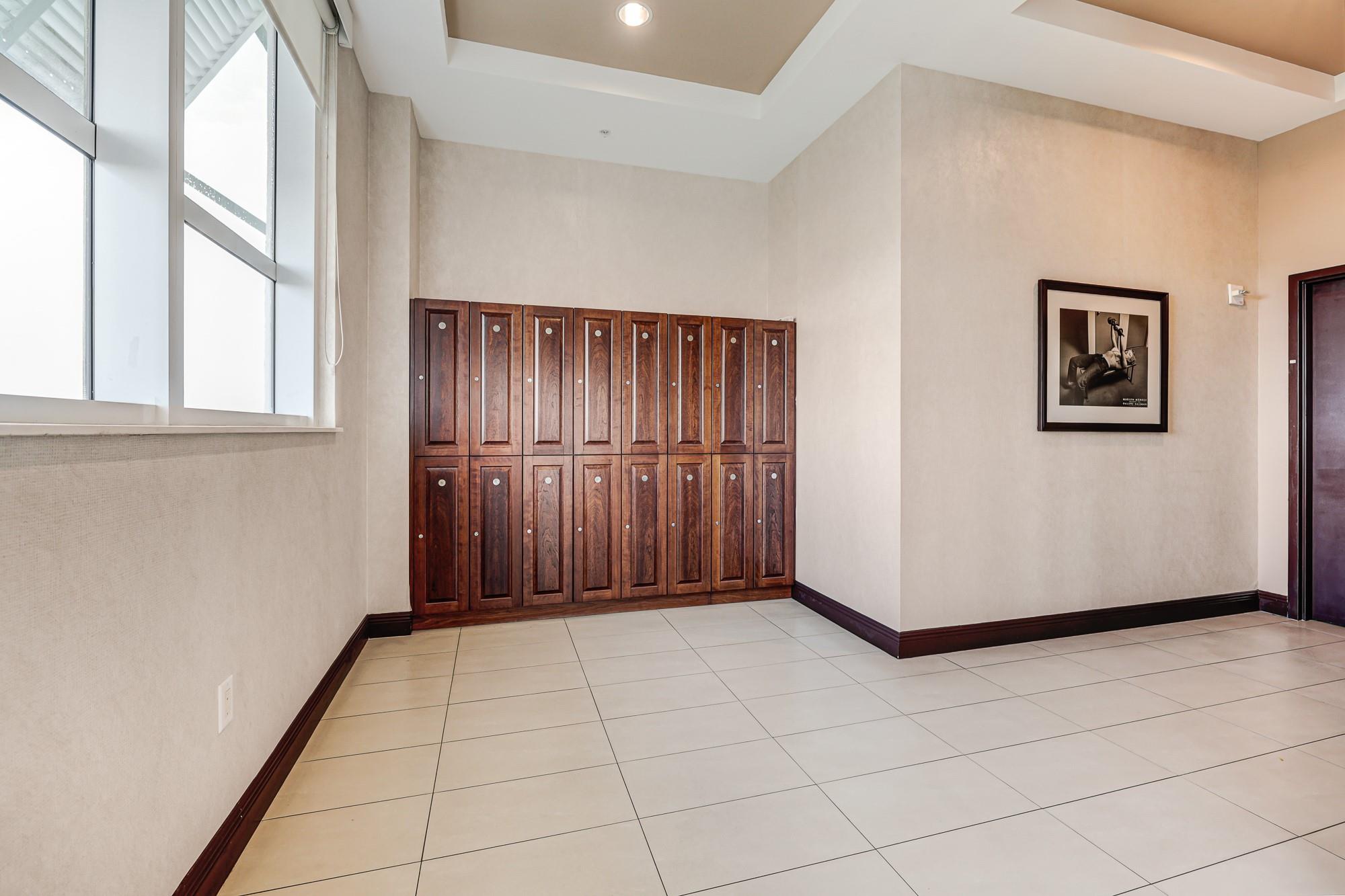 450 N Federal Hwy Unit: 715N