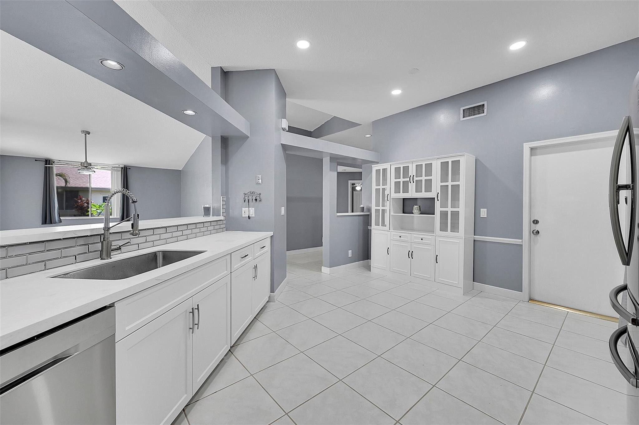 9677 Boca Gardens Cir D