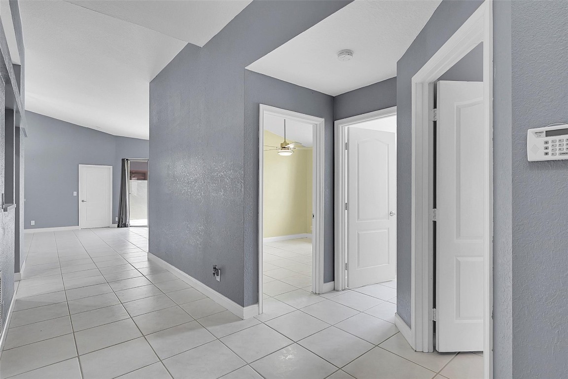 9677 Boca Gardens Cir D