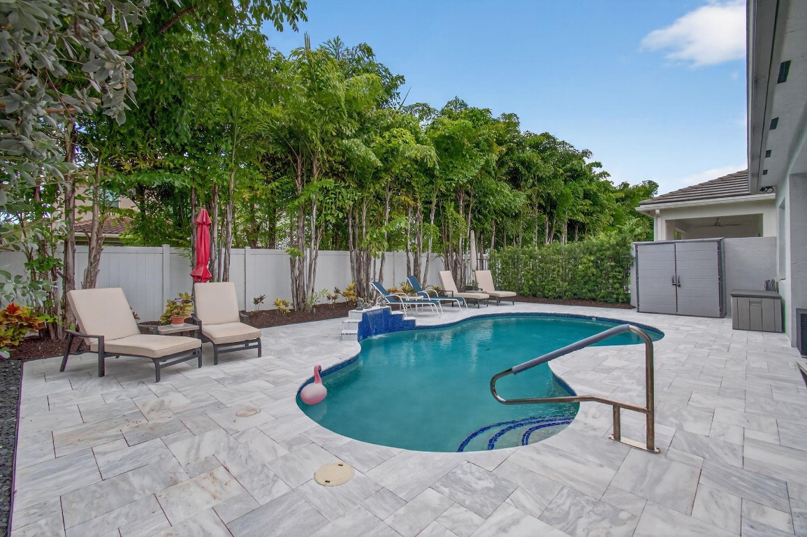 15362 Sandy Beach Ter