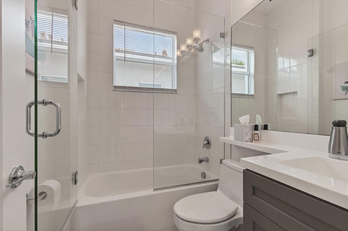 15362 Sandy Beach Ter