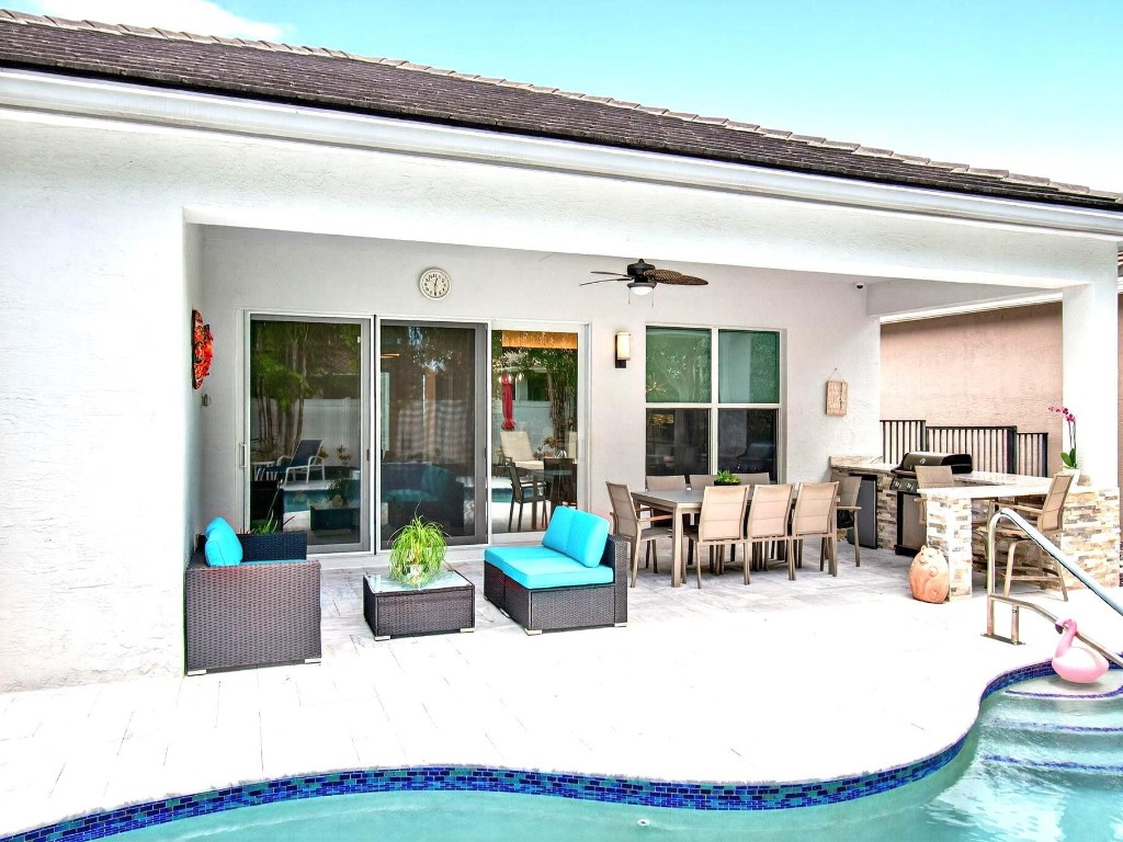 15362 Sandy Beach Ter