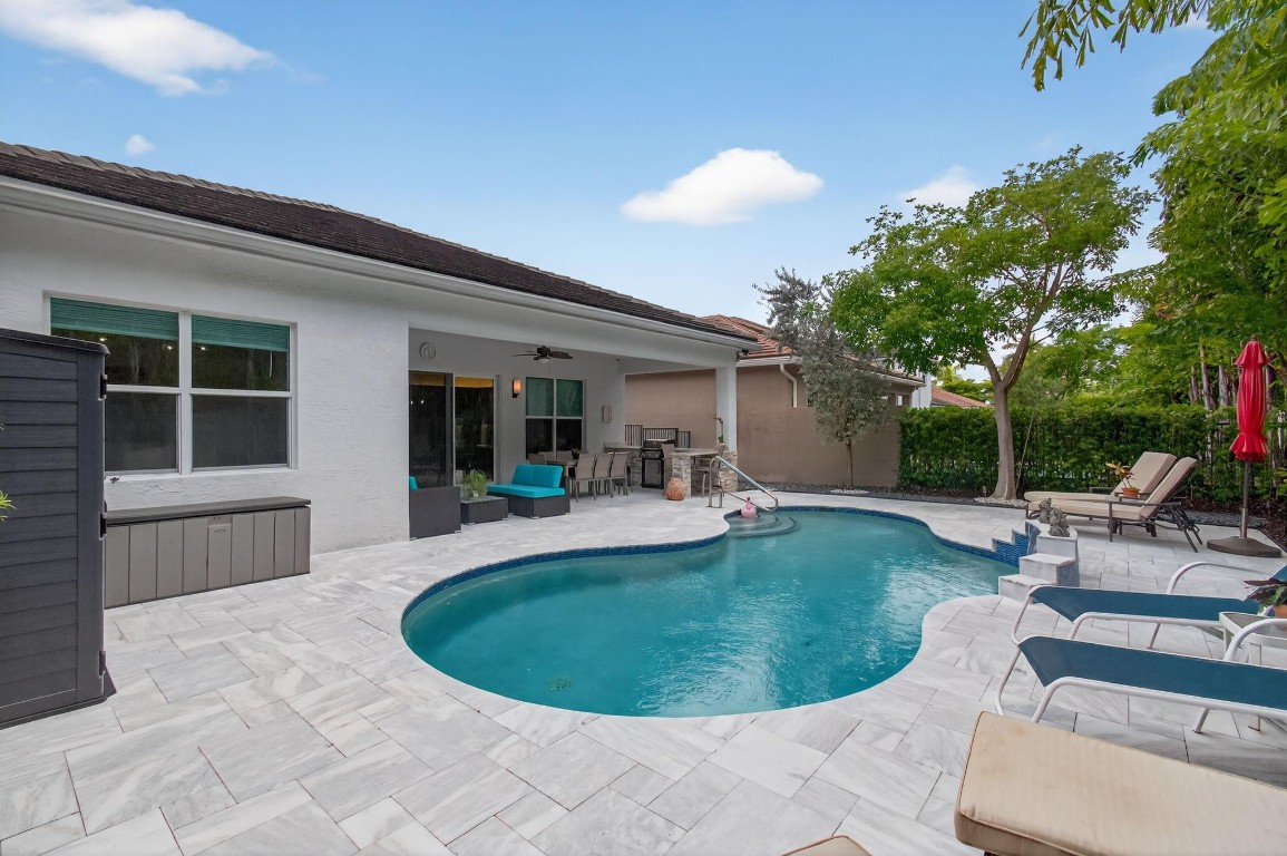 15362 Sandy Beach Ter