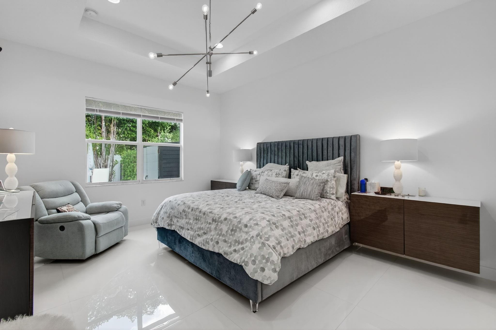 15362 Sandy Beach Ter